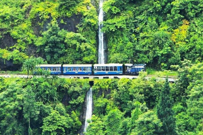Darjeeling Toy Train Joy Ride 